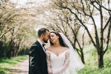 Звездные свадьбы 2017: кто из украинских знаменитостей сыграл свадьбу в этом году