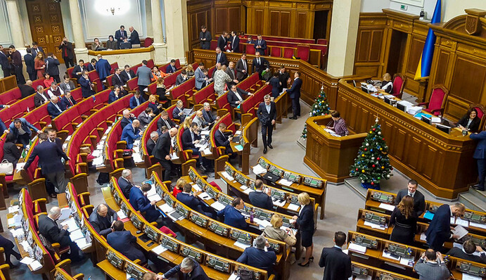 У Порошенко проблемы с главным союзником: как президент не нашел голосов за нового главу НБУ