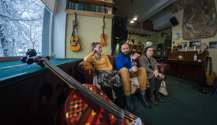 Известные музыканты поделились интересным рассказом о том, как за границей относятся к Украине