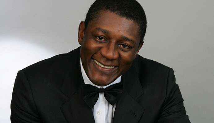 Популярному в России певцу грозит тюремный срок за изнасилование