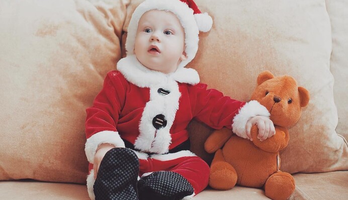 Селедка под шубой, нарядный сын и муж-красавец: жена Тищенко похвасталась новогодними фото