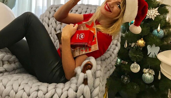 Украинская телеведущая взбудоражила поклонников постельным фото