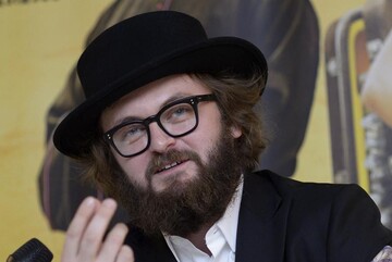 Начали стрелять, бросили в УАЗик: украинский артист рассказал о концерте в зоне АТО