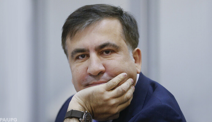 Намекают на тюрьму: чего ждать от конфликта Порошенко и Саакашвили в новом году