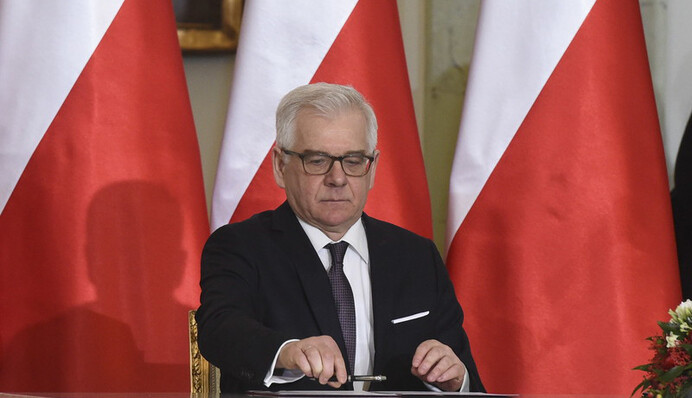 Бандере найдут замену: Украину ждет перелом в отношениях с важным соседом