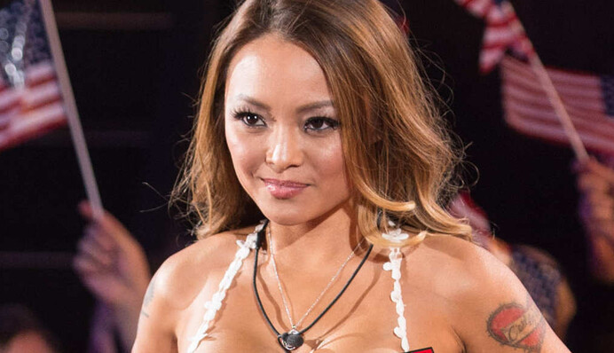 Американская певица назвала себя виновной в смерти 20-летней порнозвезды