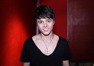 Украинец прошел в финал отбора на Евровидение-2018 от Беларуси