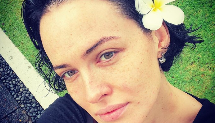 Украинскую звезду нагло обокрали на отдыхе: опубликованы фото и видео