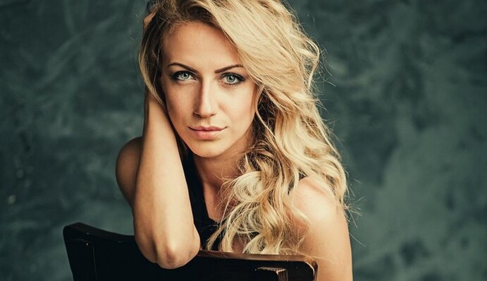 Украинская звезда блеснула фигурой в бикини: пикантные фото