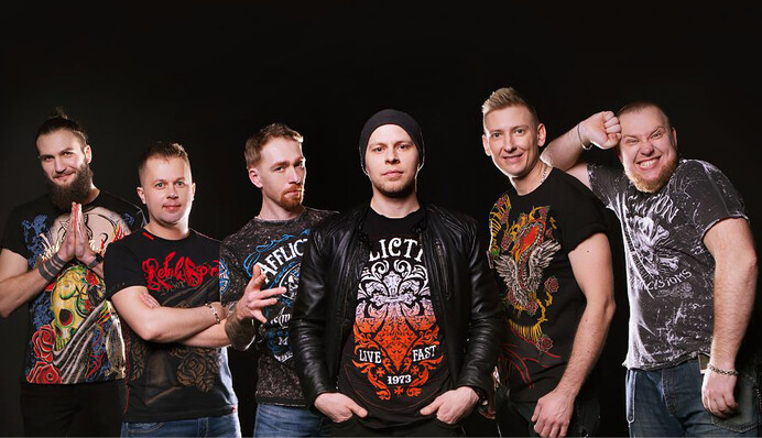 С артистами, которые выступают в России, мы даже не работаем на одних площадках - группа Mad Heads