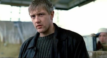 Знаменитого российского актера срочно госпитализировали: опубликовано фото