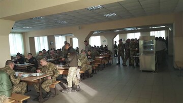 Опасный блеф: в сети рассказали, что не так с питанием украинских военных