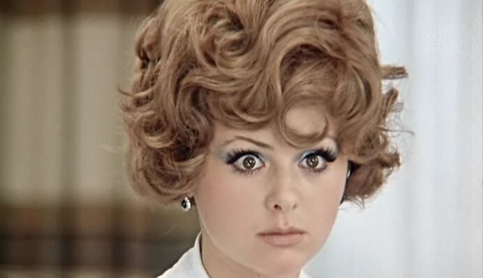 Отрезали голову: легендарная российская актриса сделала шокирующее признание