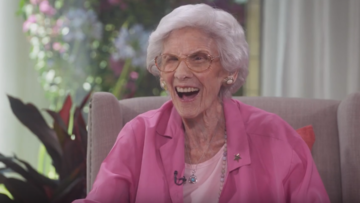 Умерла старейшая актриса Голливуда: фото и биография Конни Сойер