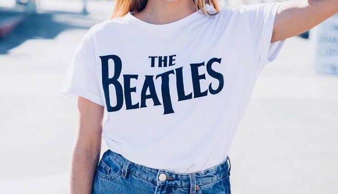 Известная телеведущая похвасталась впечатляющей растяжкой: опубликовано фото