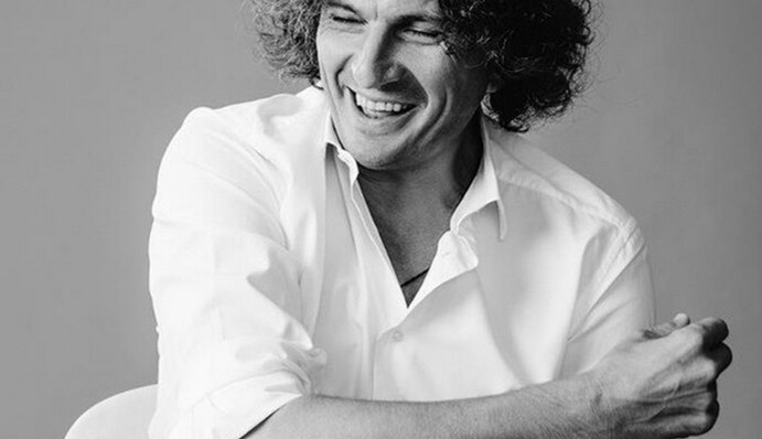 Украинские артисты представили проникновенную песню в годовщину гибели Кузьмы: опубликовано видео