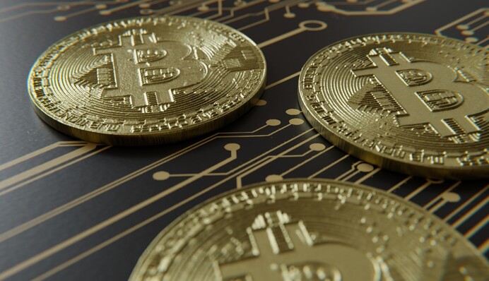 Падение биткоина: что будет с курсом в ближайшее время