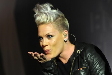 Украинка сняла клип для известной британской певицы: опубликовано видео