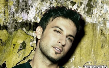 Знаменитый певец впервые станет отцом