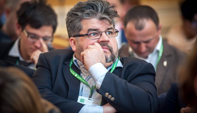 Мировая война может начаться в Украине, но горячих точек еще много - дипломат