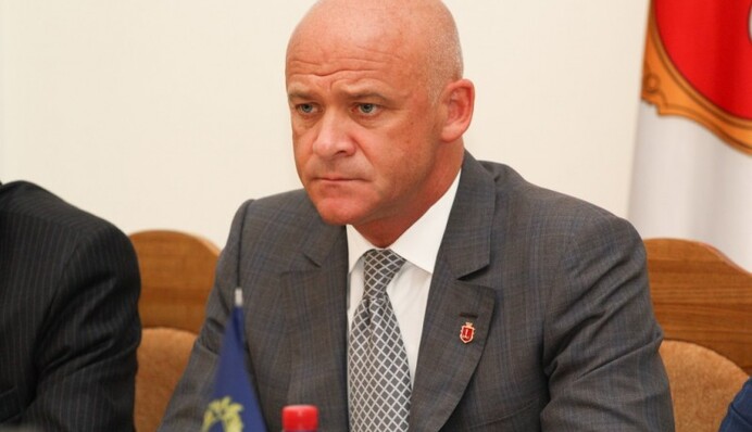 Не забыть о российском паспорте: за что задержали мэра Одессы Труханова