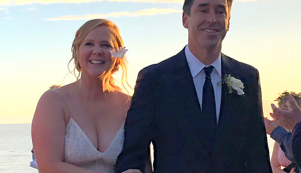 Известная актриса вышла замуж за шеф-повара: опубликованы фото