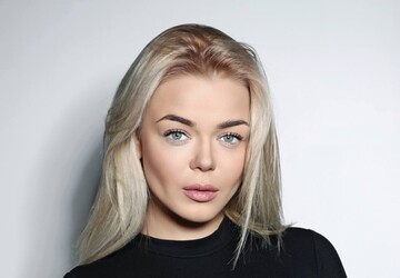 Сбежавшая в Россию украинская певица попросила прощения: опубликовано фото