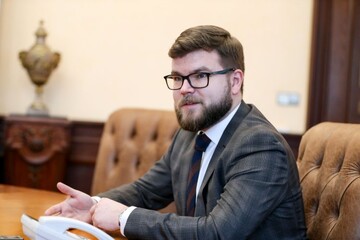 У главы "Укрзализныци" нашли потенциальный конфликт интересов