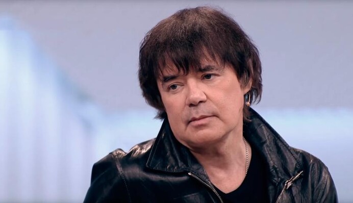 Известный российский певец пострадал в ДТП: опубликовано аудио