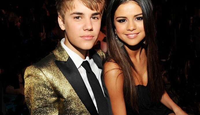 Влюбленные Гомес и Бибер засветились на свадьбе: опубликованы фото