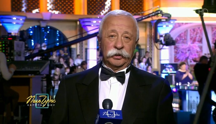 Это шизофрения: знаменитый путинский телеведущий рассказал, чем занимается 17 лет