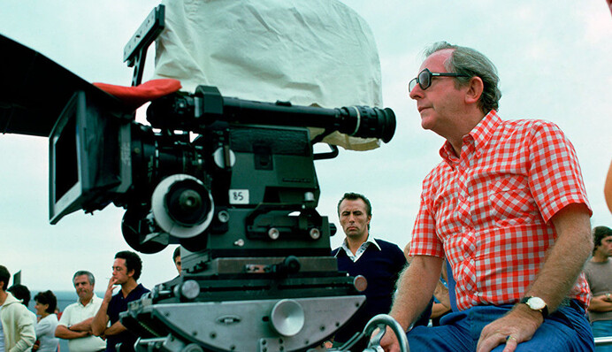 Умер режиссер фильмов о Джеймсе Бонде: биография и фото