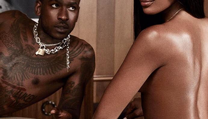 Знаменитая супермодель снялась в откровенной фотосессии с молодым бойфрендом