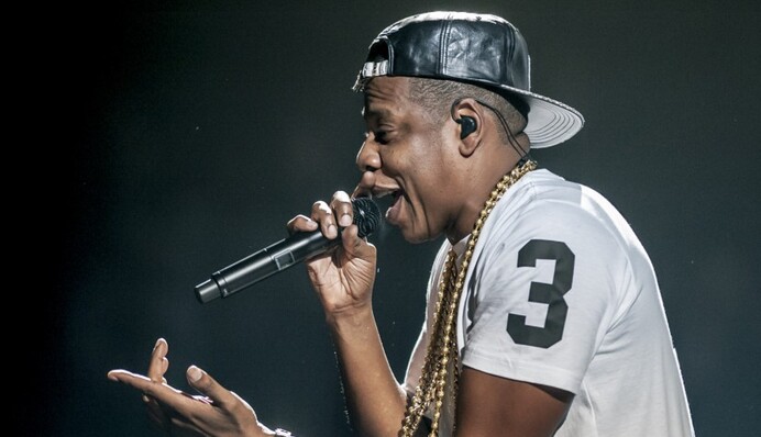 Названы 5 самых богатых в мире рэперов: видео песен