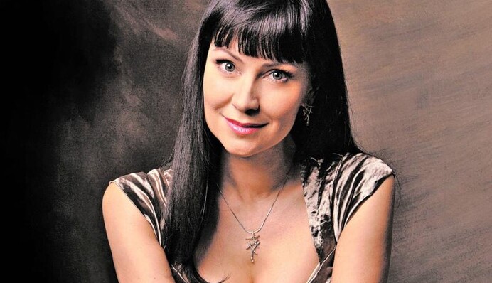 Выступавшая в Крыму звезда попала в больницу: опубликовано видео