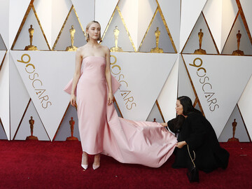 Оскар 2018: фото самых нарядных звезд на красной дорожке церемонии