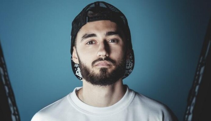 Выступавший в оккупированном Крыму российский рэпер собрался с концертами в Украину