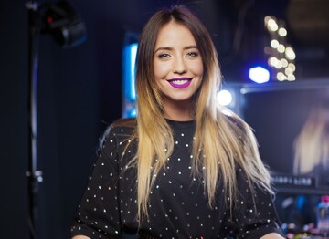 Украинская певица взбудоражила сеть постельным фото