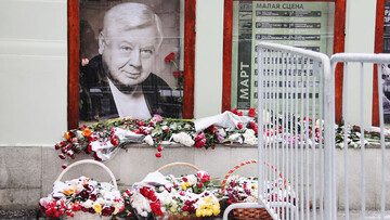 На церемонии прощания с Табаковым ждут важного гостя