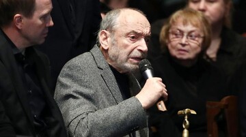 Легендарный российский актер задыхался у гроба с телом Табакова