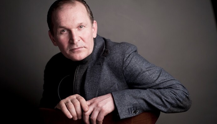 Запрещенный в Украине актер срочно госпитализирован