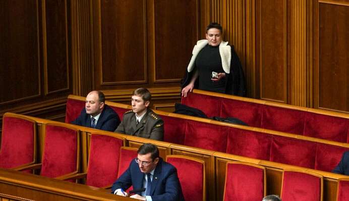 Савченко намекнули на психбольницу, а кума Путина не тронут: как Рада защищала себя от теракта