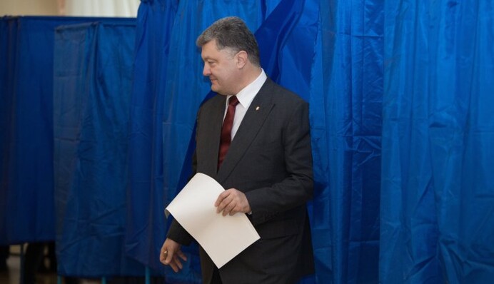 Порятунок Порошенка на виборах опинився під загрозою: попереду серйозна битва