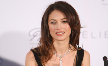 Ни нашим, ни вашим: девушка Бонда из Украины рассердила поклонников пасхальным фото