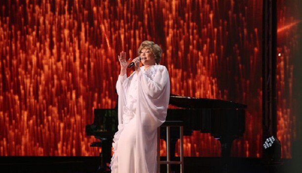 В России госпитализировали легендарную певицу