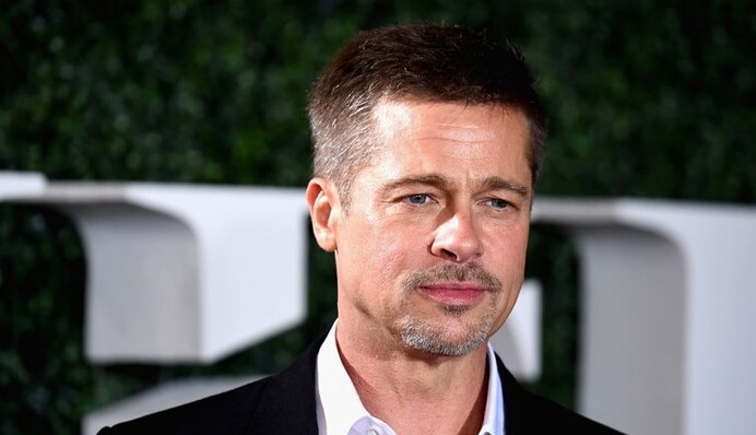 Ухаживал еще во время развода с Джоли: Брэд Питт удивил выбором подруги