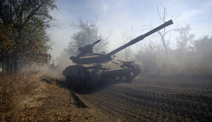 В Путіна дві мети: навіщо Росія стягнула війська до кордону України