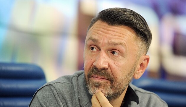 Шнуров подарил себе матерное 