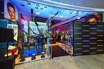 В Киеве открылся новый магазин Emporio Armani