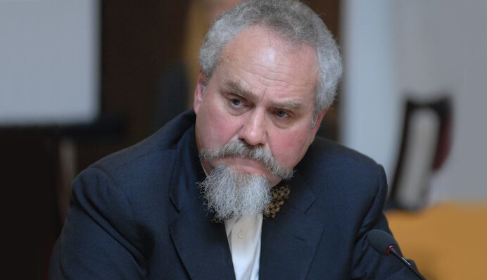 Донбас і Крим знову будуть українськими, а Путін боїться - російський історик Андрій Зубов